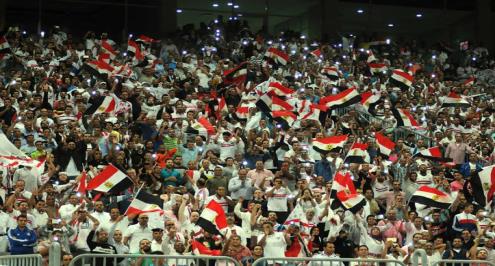 الجماهير تحيي لاعبي الزمالك وتهاجم مرتضى